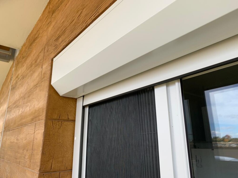 Zamarznięte rolety zewnętrzne – co zrobić?