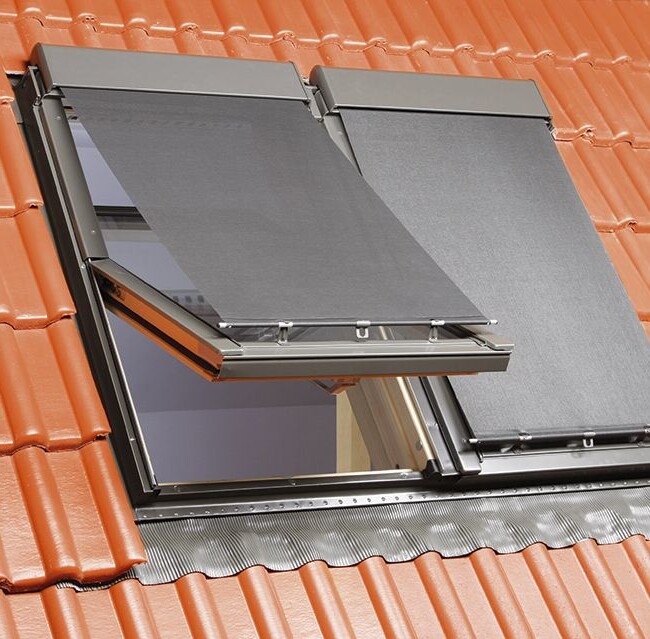 Rolety czy plisy na poddasze? Podpowiadamy, kiedy i jakie rozwiązanie wybrać